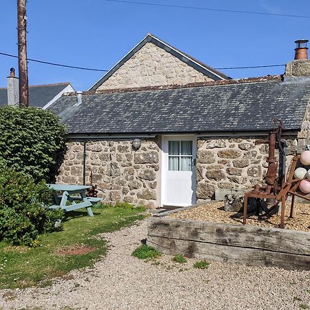 Little Barn Near Treen Cliffs And Beach Saint Levan Экстерьер фото