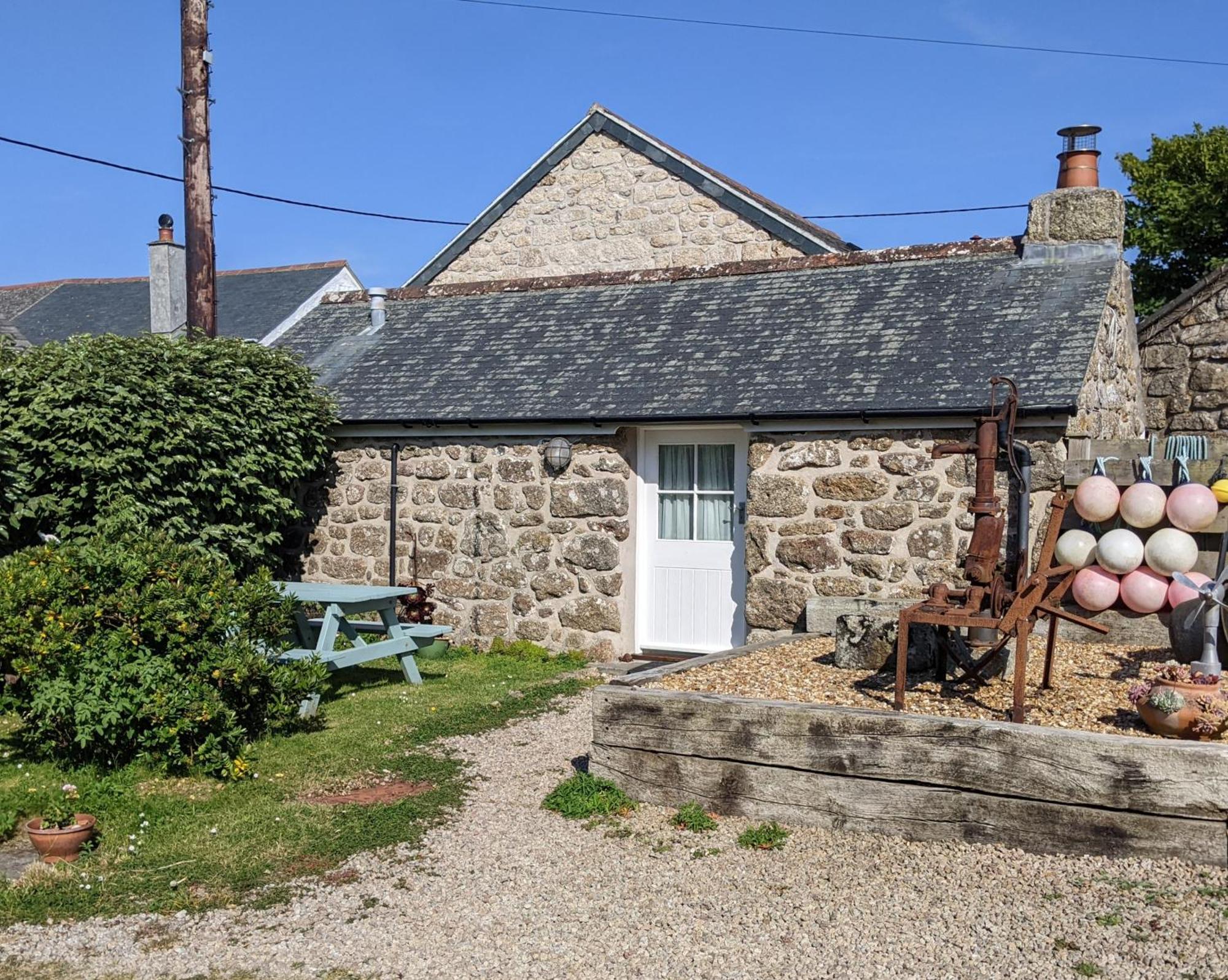 Little Barn Near Treen Cliffs And Beach Saint Levan Экстерьер фото
